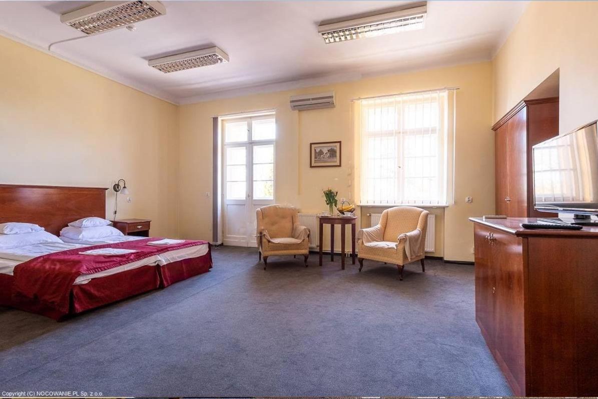 Villa Capitol Ostróda Esterno foto